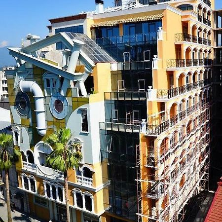Apartment Gio Batumi Exteriör bild