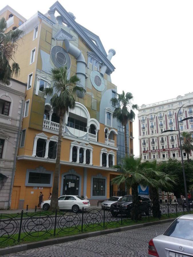Apartment Gio Batumi Exteriör bild