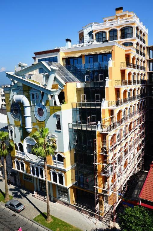 Apartment Gio Batumi Exteriör bild